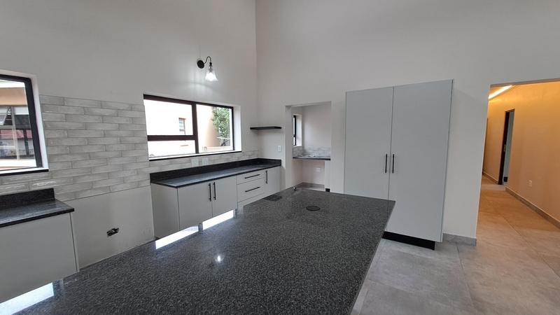 4 Bedroom Property for Sale in Stilbaai Wes Western Cape